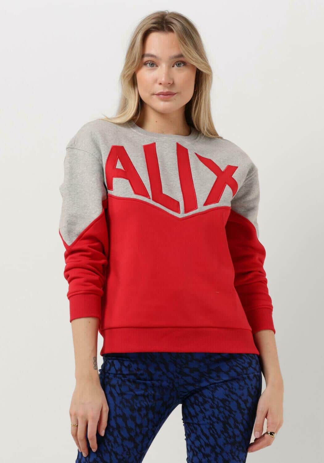 Rode Alix the Label Sweater Ladies Knitted Colourblocking Sweater
