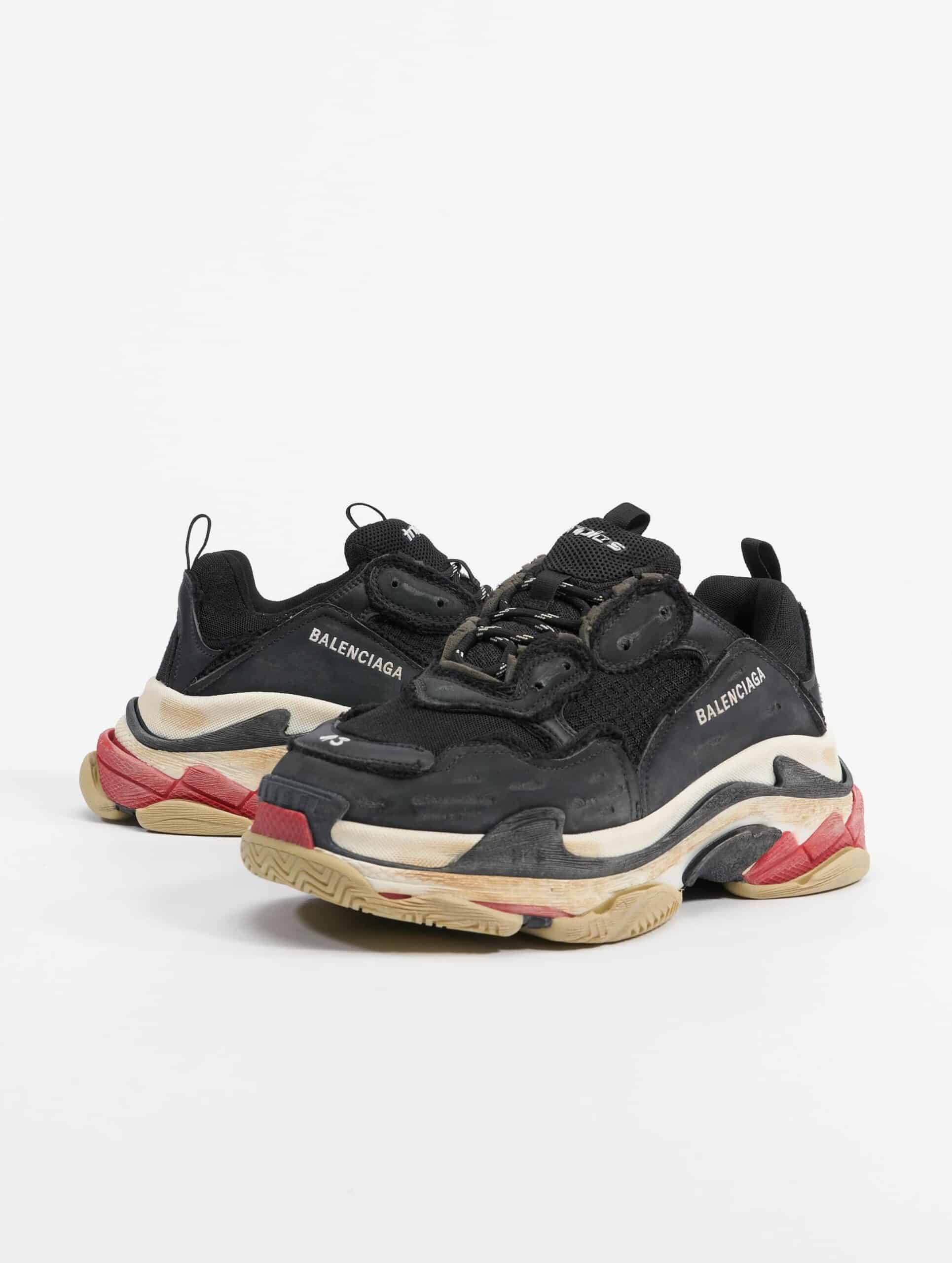 Balenciaga TRIPLE S Sneakers Mannen op kleur zwart, Maat 44