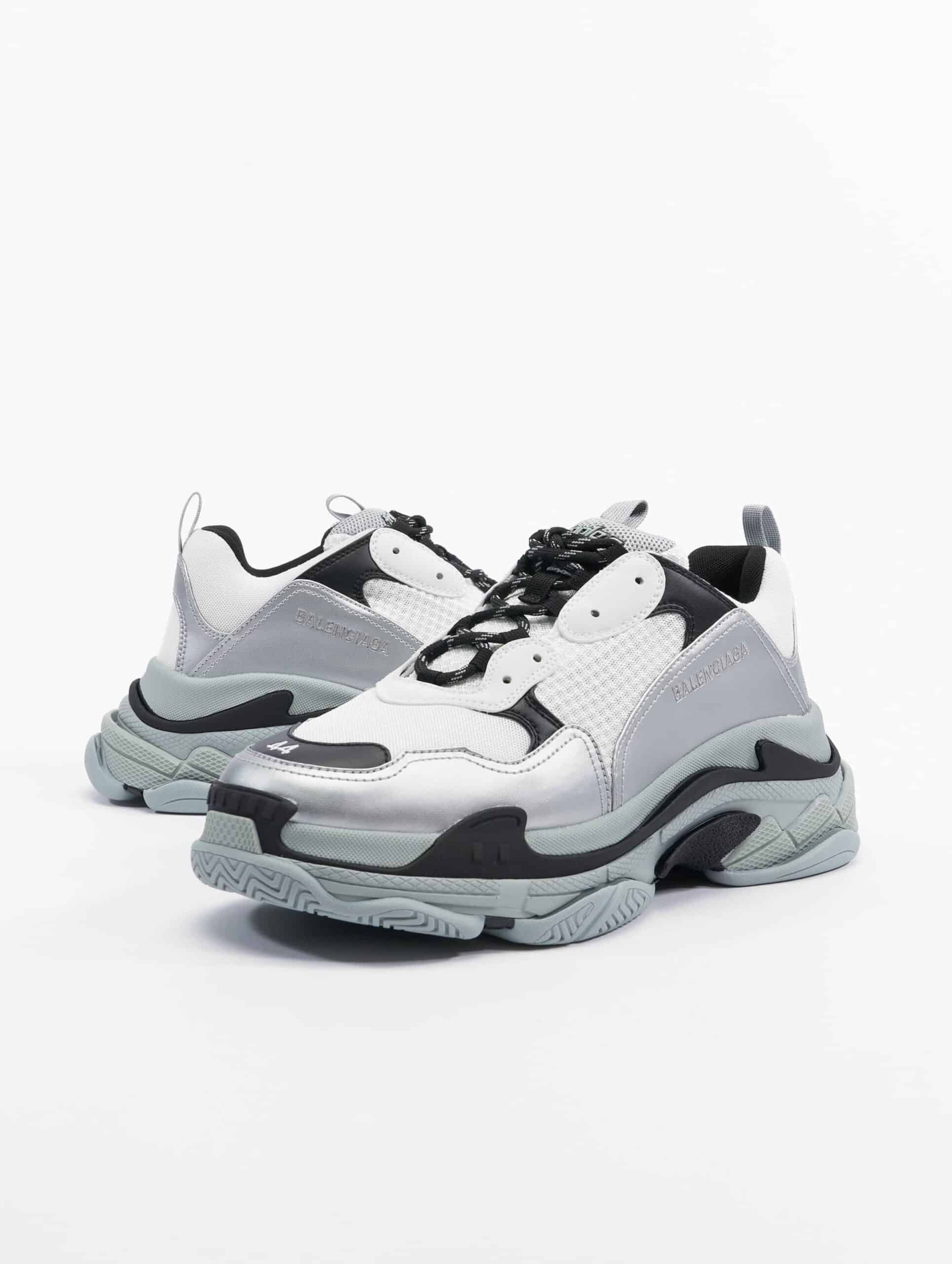 Balenciaga Triple S Sneakers Mannen op kleur grijs, Maat 41