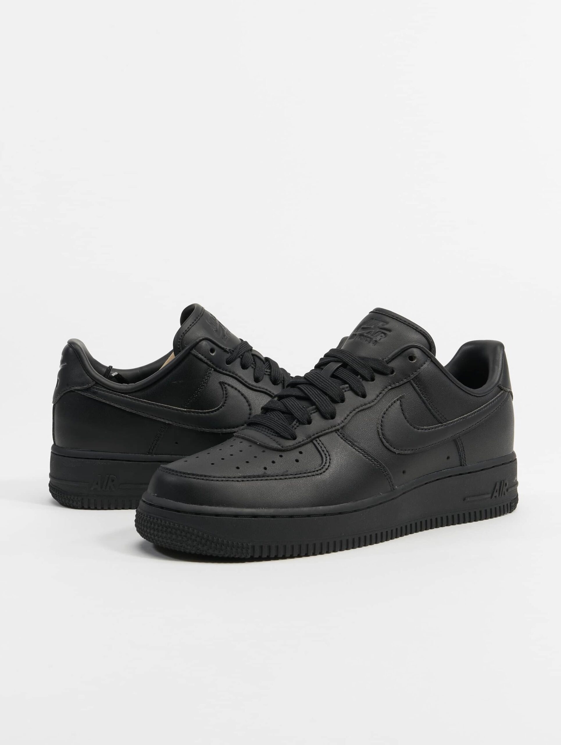 Nike Air Force 1 '07 Sneakers Unisex op kleur zwart, Maat 39