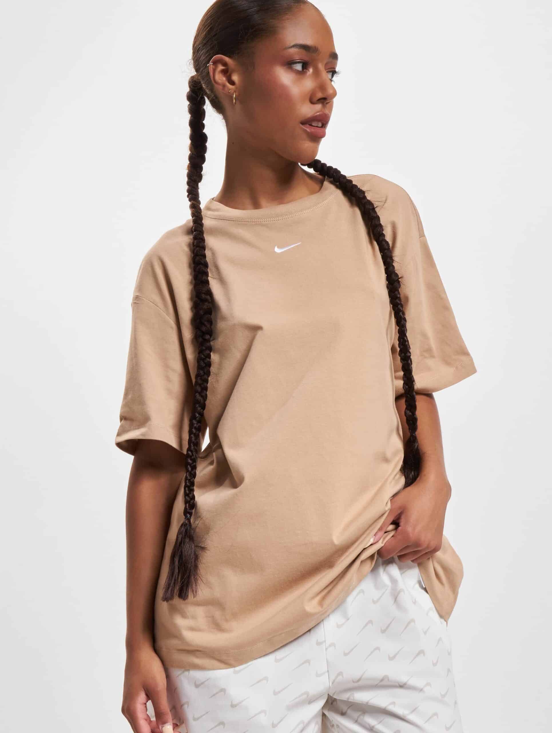 Nike Essential T-Shirt Frauen,Unisex op kleur beige, Maat L