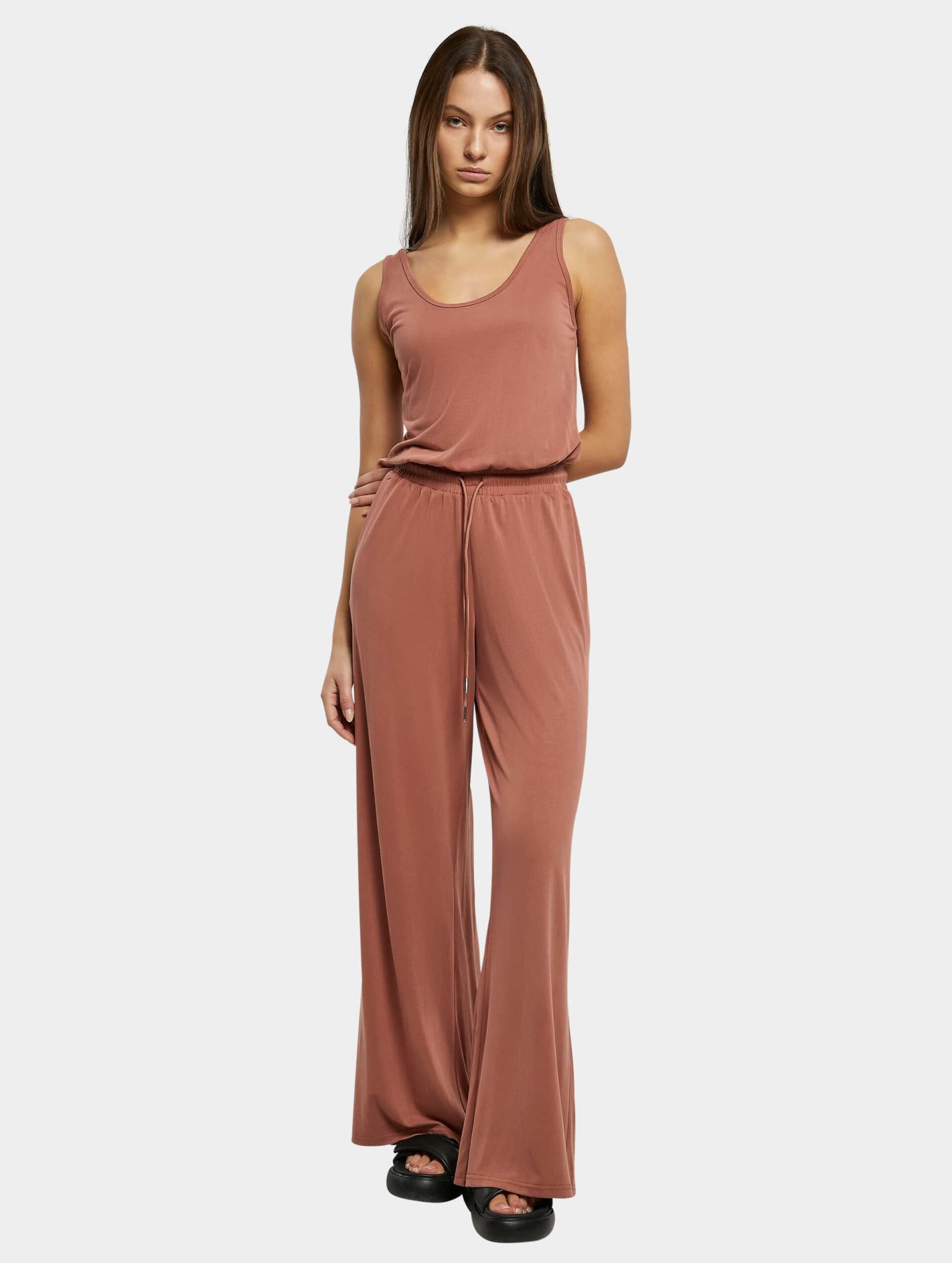 Urban Classics Ladies Long Sleevless Modal Jumpsuit Vrouwen op kleur rood, Maat XL