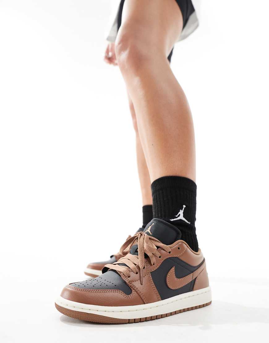 Air Jordan 1 Low - Sneaker in Braun und Schwarz