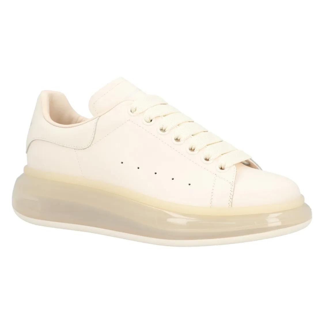 Alexander McQueen Low-Top Sneakers - Oversized Sneaker 'Larry' In Beige in beige