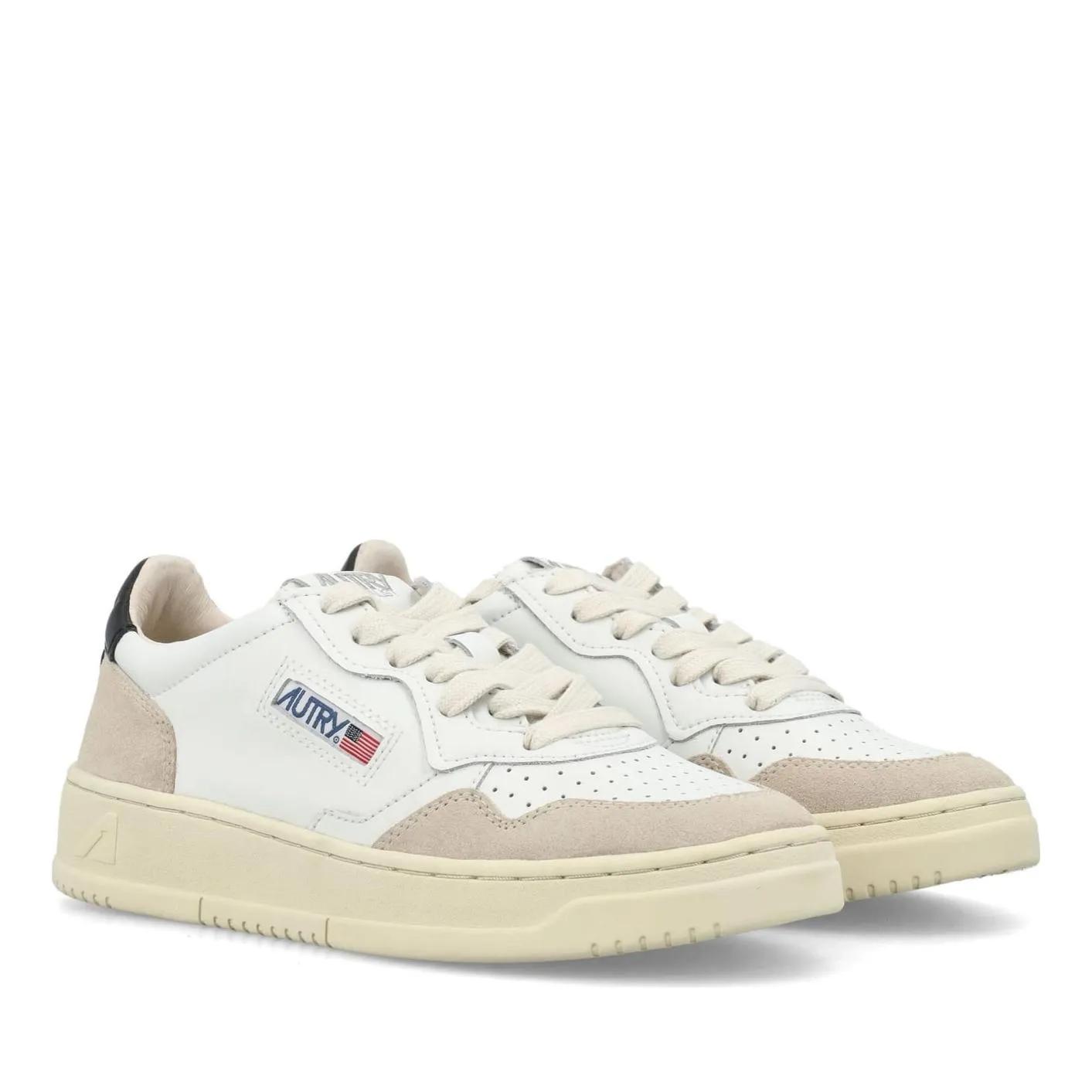 Autry Low-Top Sneakers - medalist low white in wit