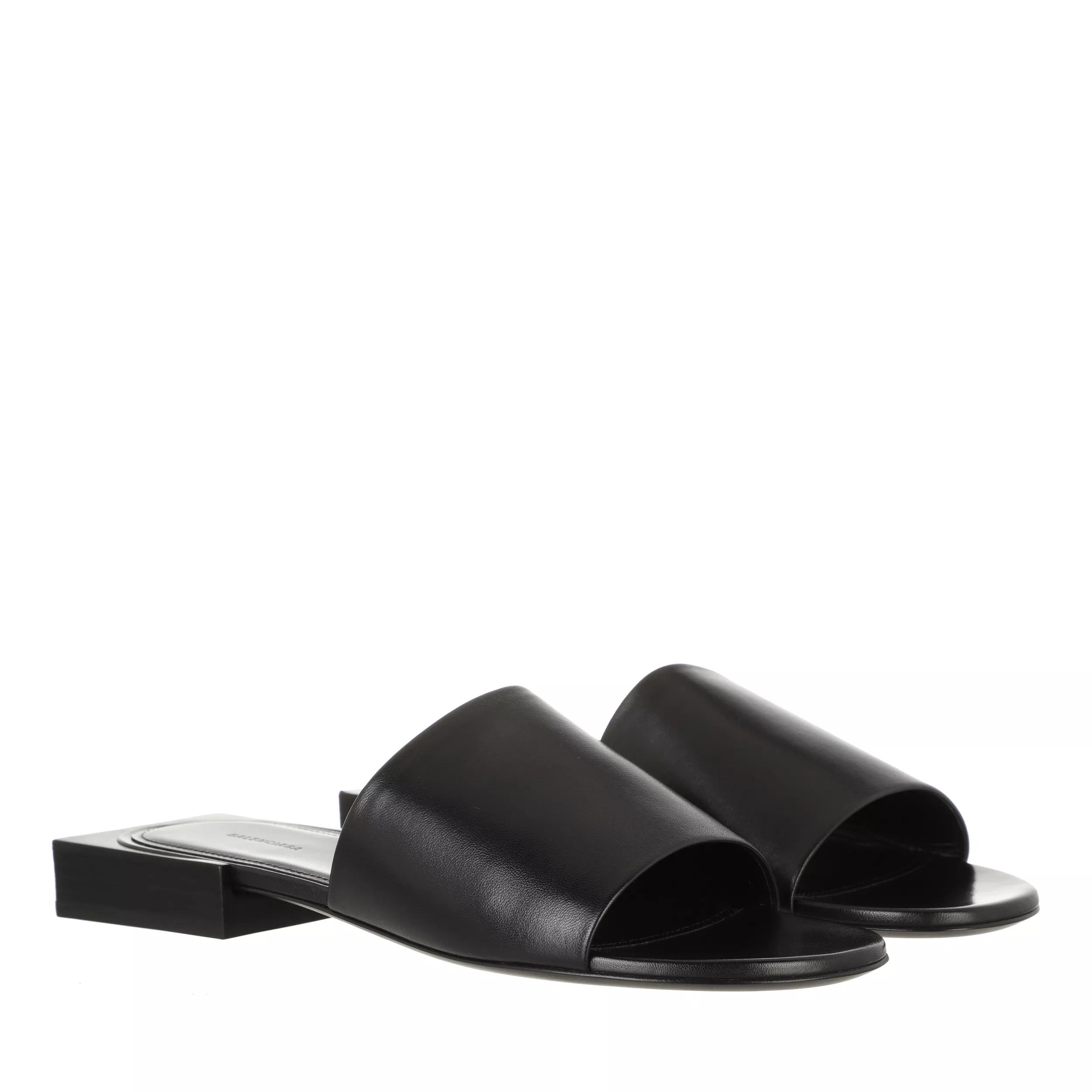Balenciaga Slippers & Mules - Box Mule in zwart