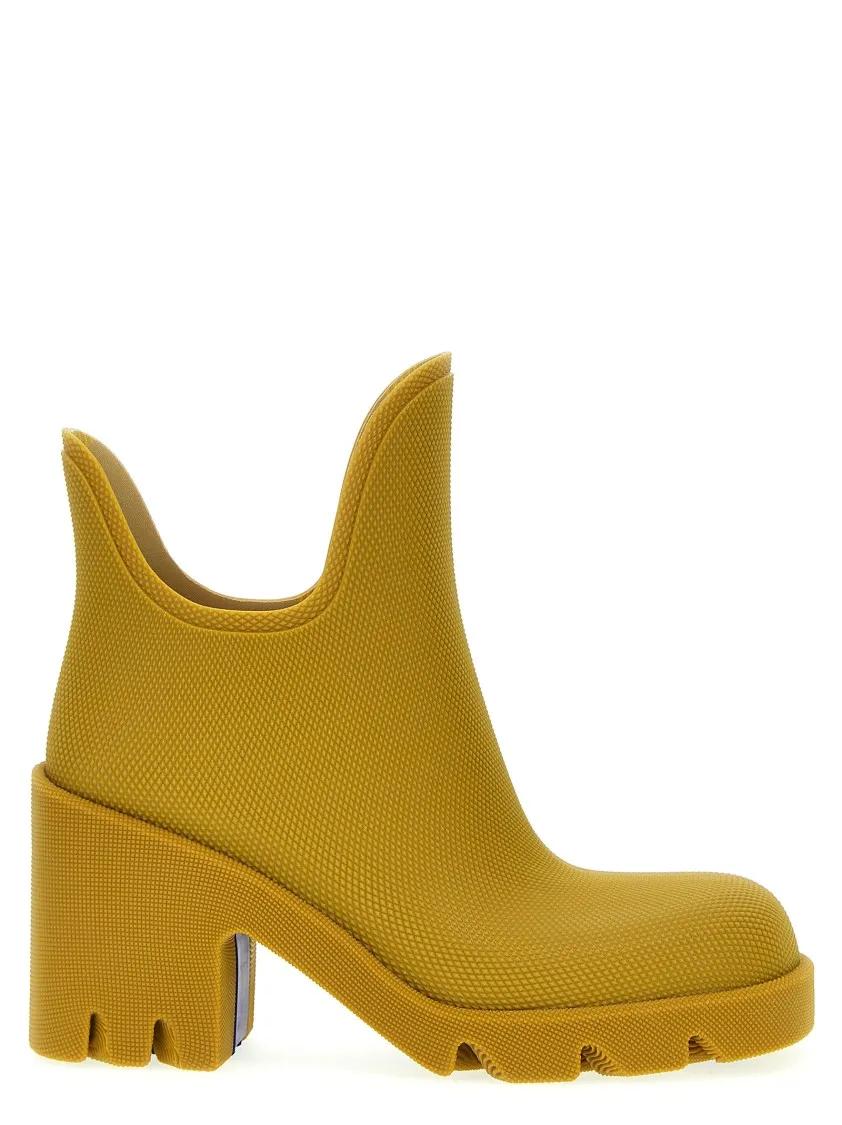 Burberry Boots - 'Marsh' Ankle Boots in geel
