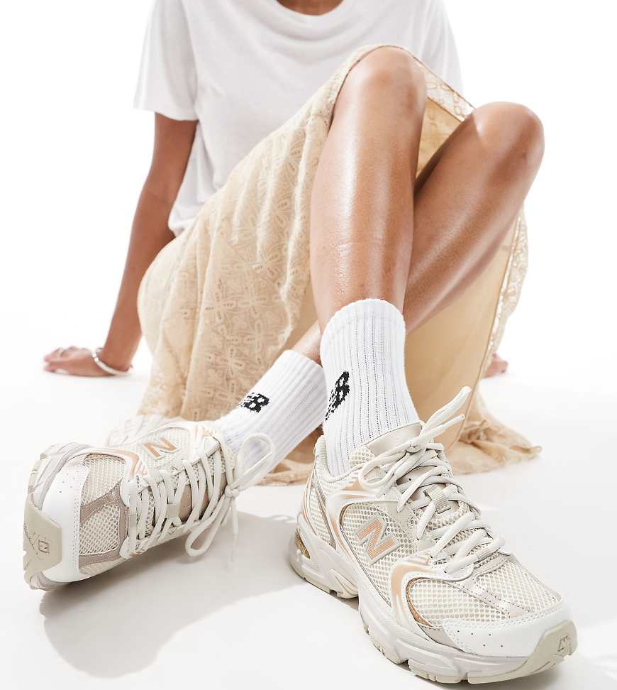 New Balance - 530 - Sneaker in Metallic-Hellgold, exklusiv bei ASOS-Goldfarben