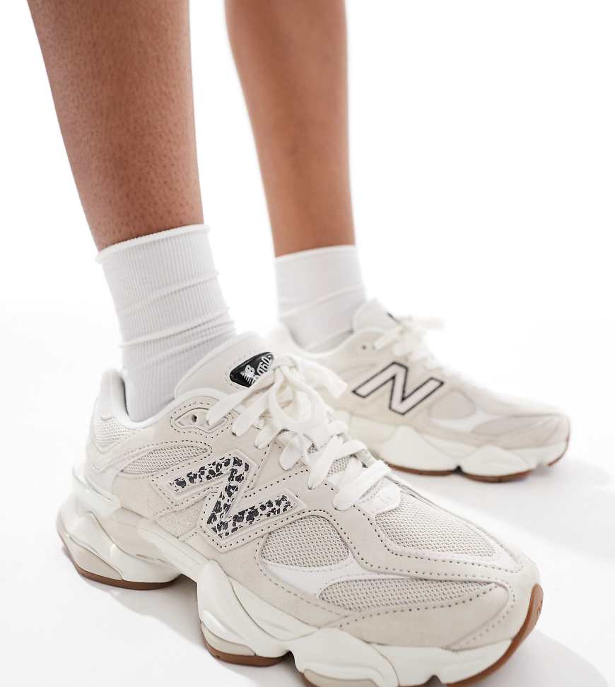 New Balance - 9060 - Sneaker in Beige mit Leopardenmuster-Detail, exklusiv bei ASOS-Neutral