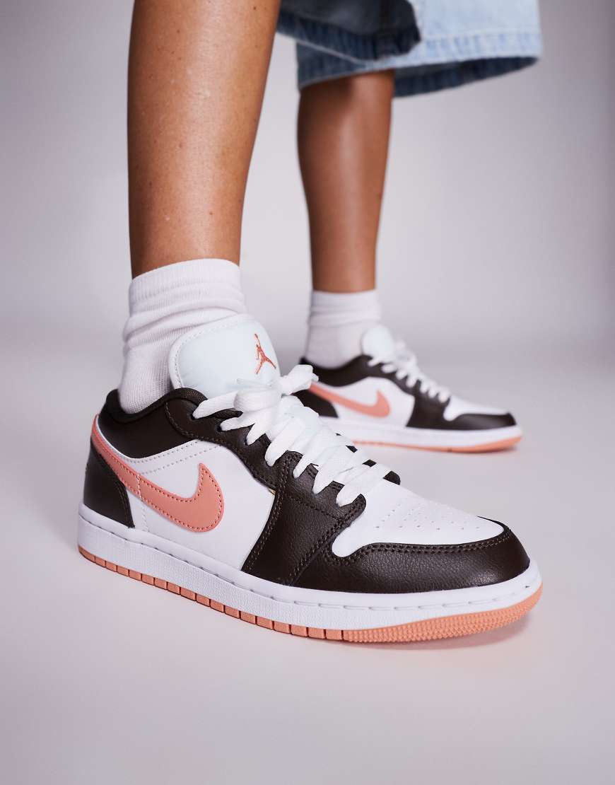 Nike - Air Jordan 1 Low - Sneaker in Braun und Rosa-Weiß