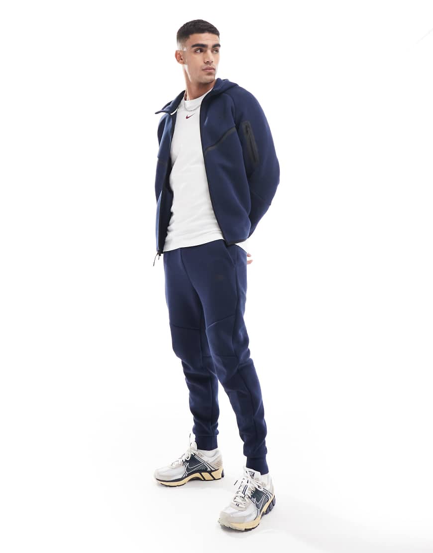 Nike - Tech Fleece - Jogginghose in Marineblau