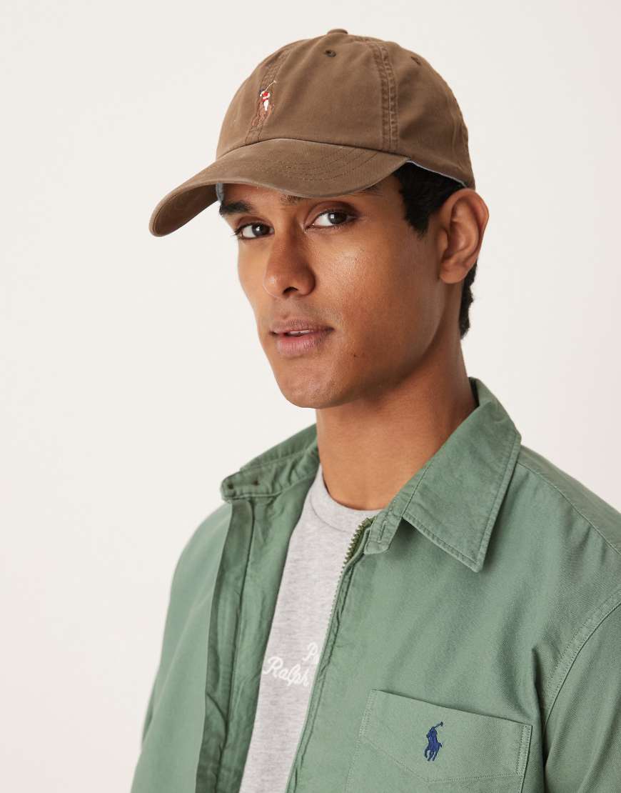 Polo Ralph Lauren - Baseballkappe aus Stretch-Twill in Braun mit buntem Markenlogo