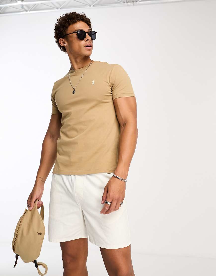 Polo Ralph Lauren - Custom Fit T-Shirt in Hellbraun mit Reiter-Logo