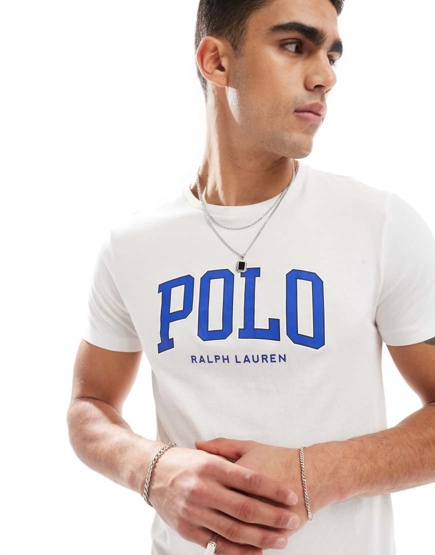 Polo Ralph Lauren - T-Shirt in Weiß mit Logo-Applikation aus Chenille