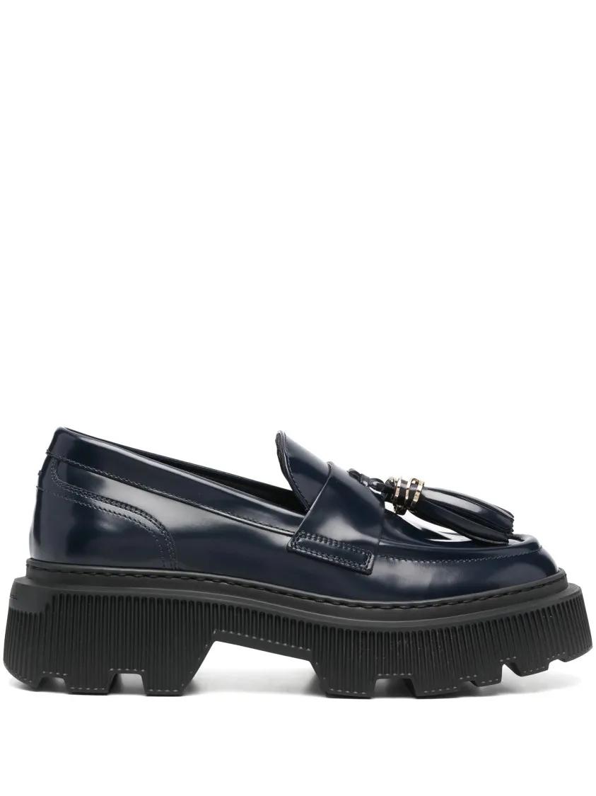 - Tassel Detail Closed Blue Loafers in zwart