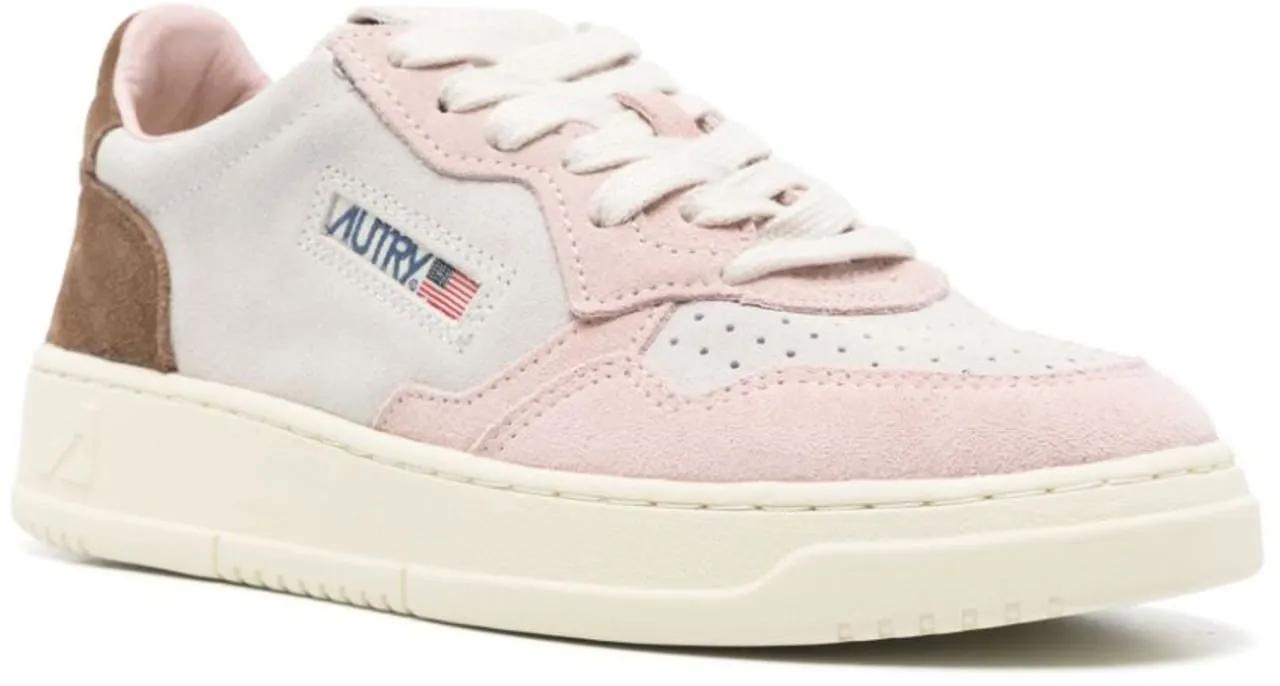 Autry Low-Top Sneakers - Medalist Low-Top Sneakers With Perforated Detailin in bruin