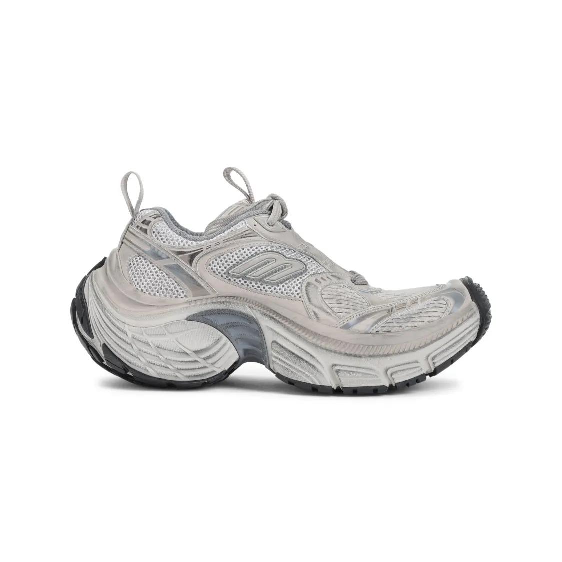 Balenciaga Low-Top Sneakers - Oversized Sneakers With Worn-Out Effect in grijs