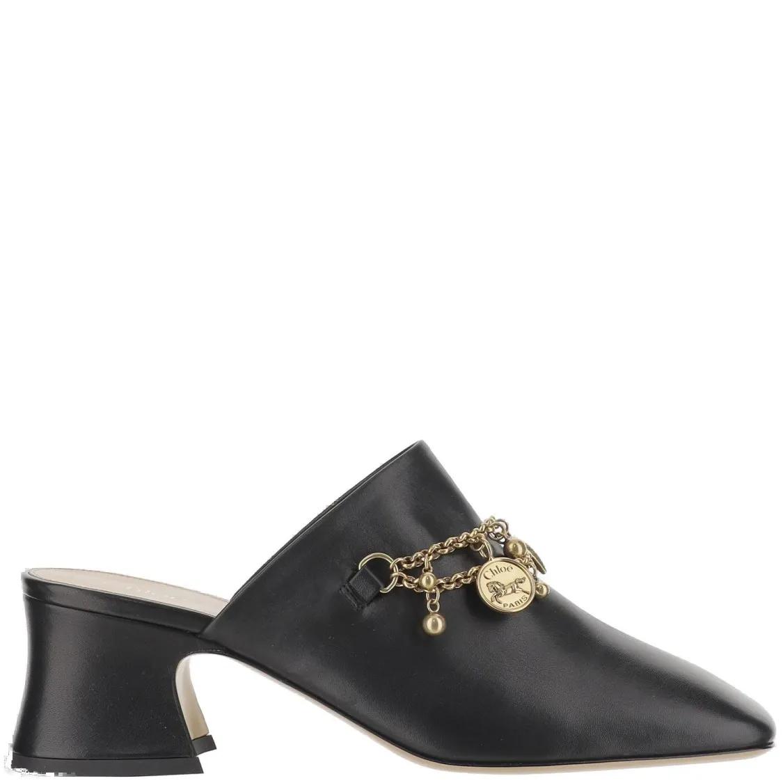 Chloé Slippers & Mules - Leather Mules With Charms in zwart
