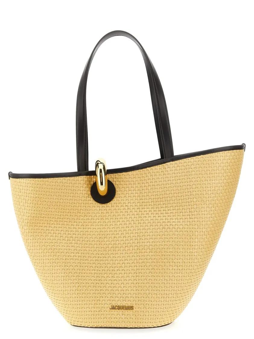 Jacquemus Shoppers & Totes - 'Le Bambola' Shoulder Bag in beige