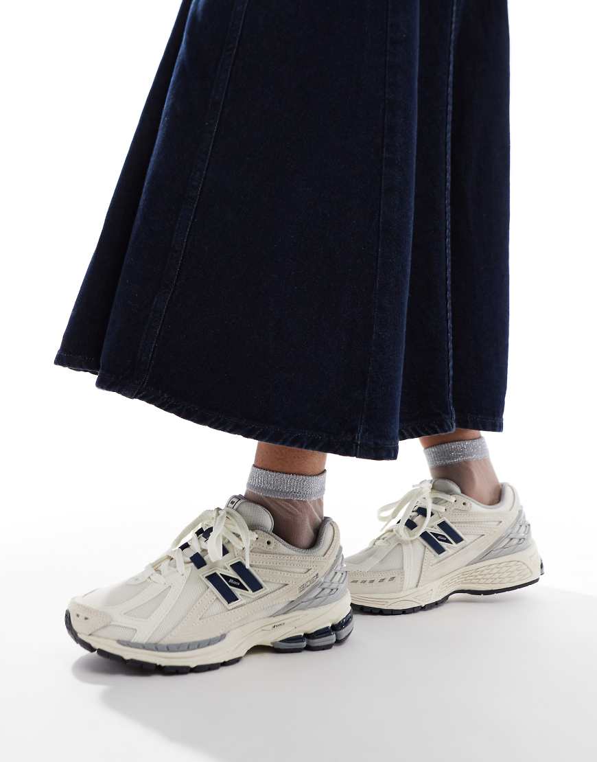 New Balance - 1906R - Sneaker in Beige-Neutral