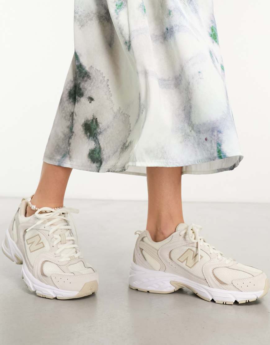 New Balance - 530 - Unisex - Sneaker in Wollweiß