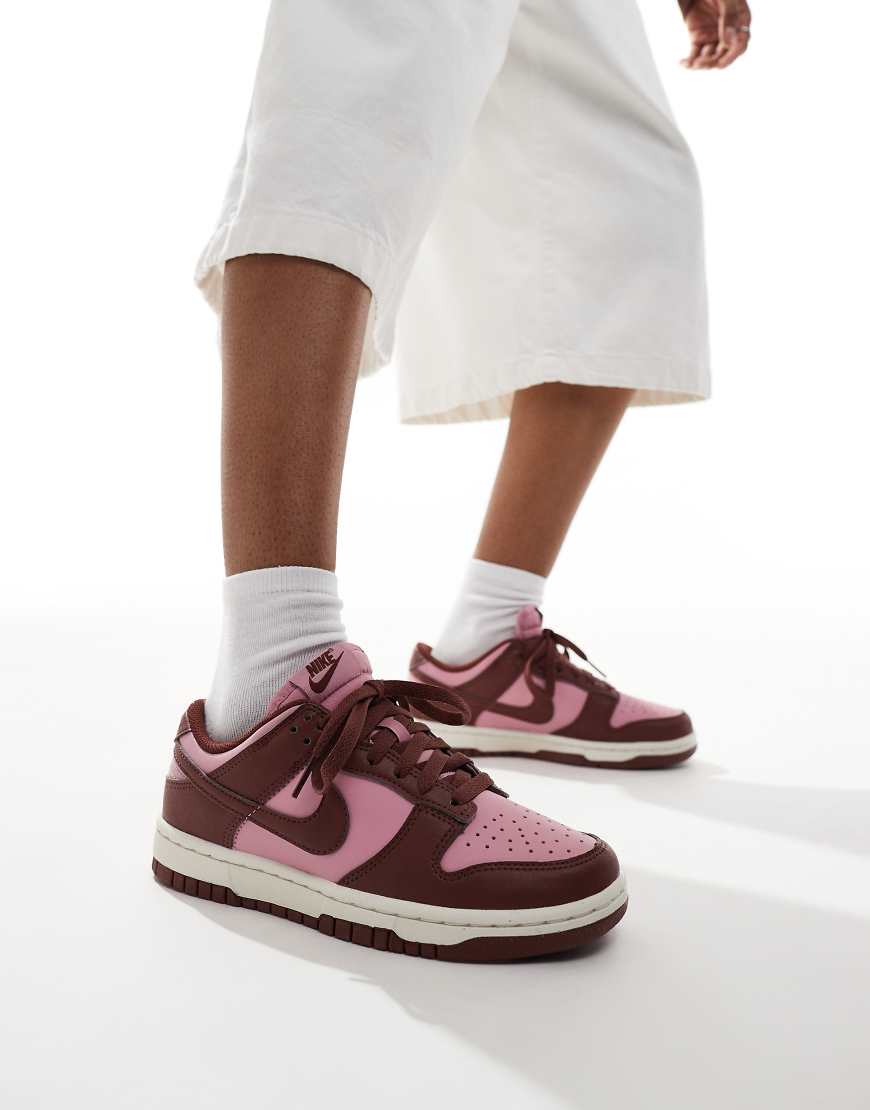 Nike - Dunk Low NN - Sneaker in Rosa und Braun-Weiß