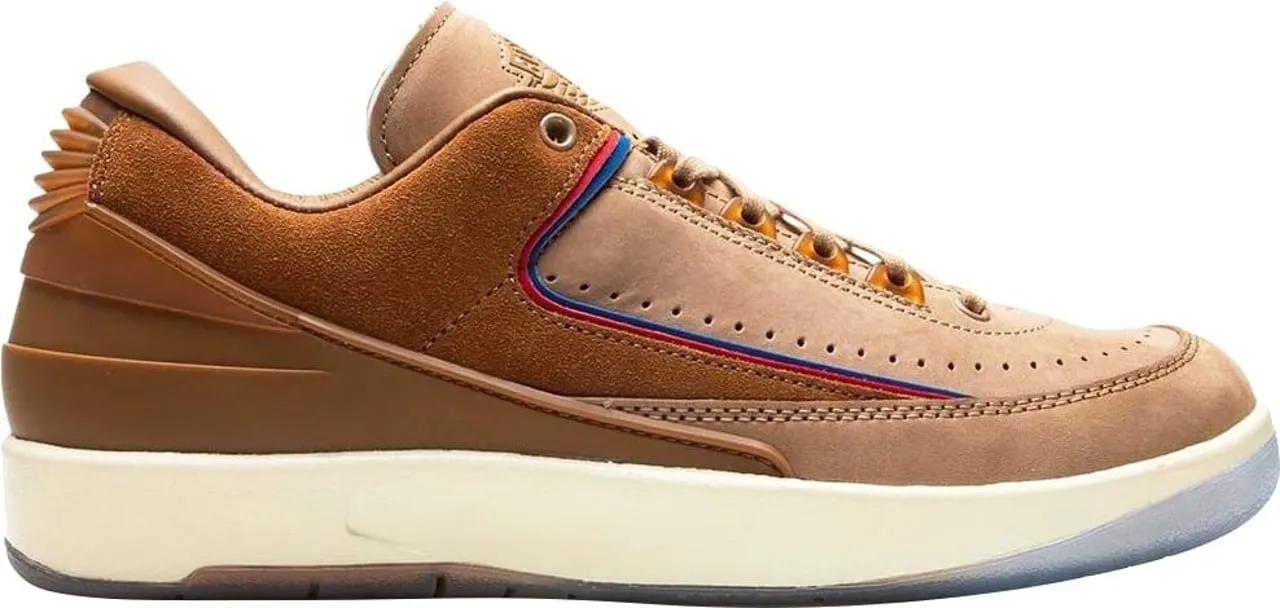Nike Low-Top Sneakers - Air Jordan 2 Retro Low Sp X Two 18 Sneakers in bruin