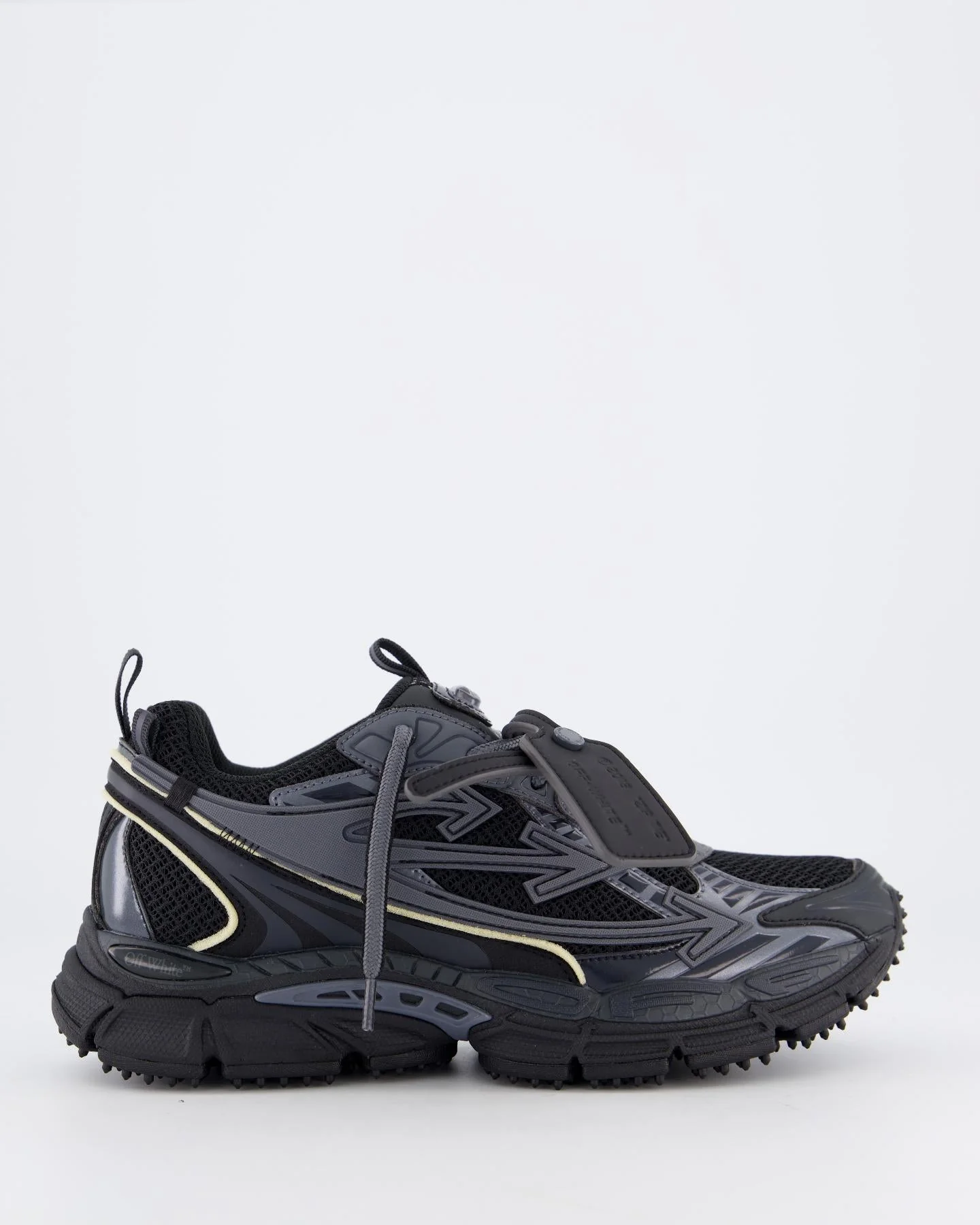 Off White Dames ow be right back