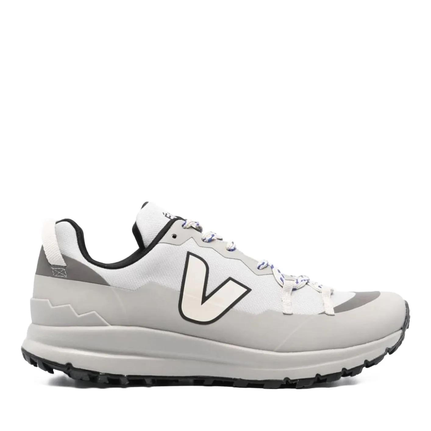 Veja Low-Top Sneakers - Shark Fitz Roy Trek-Shell Sneakers in grijs