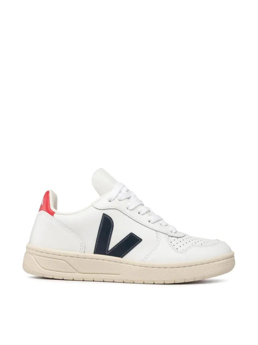 Veja Low-Top Sneakers - V-10 Leather Sneakers in wit
