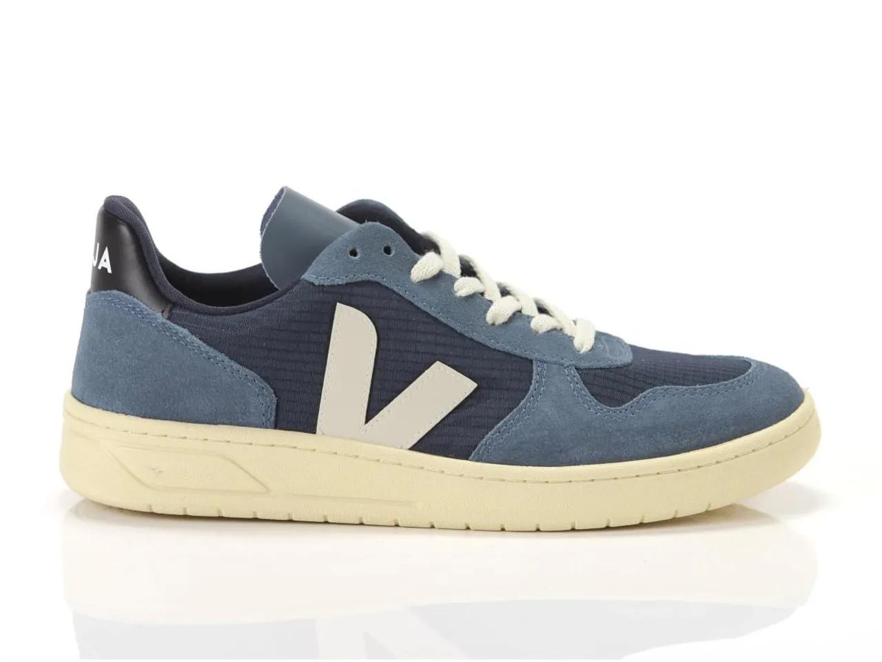 Veja Low-Top Sneakers - V-10 Ripstop Sneakers in blauw