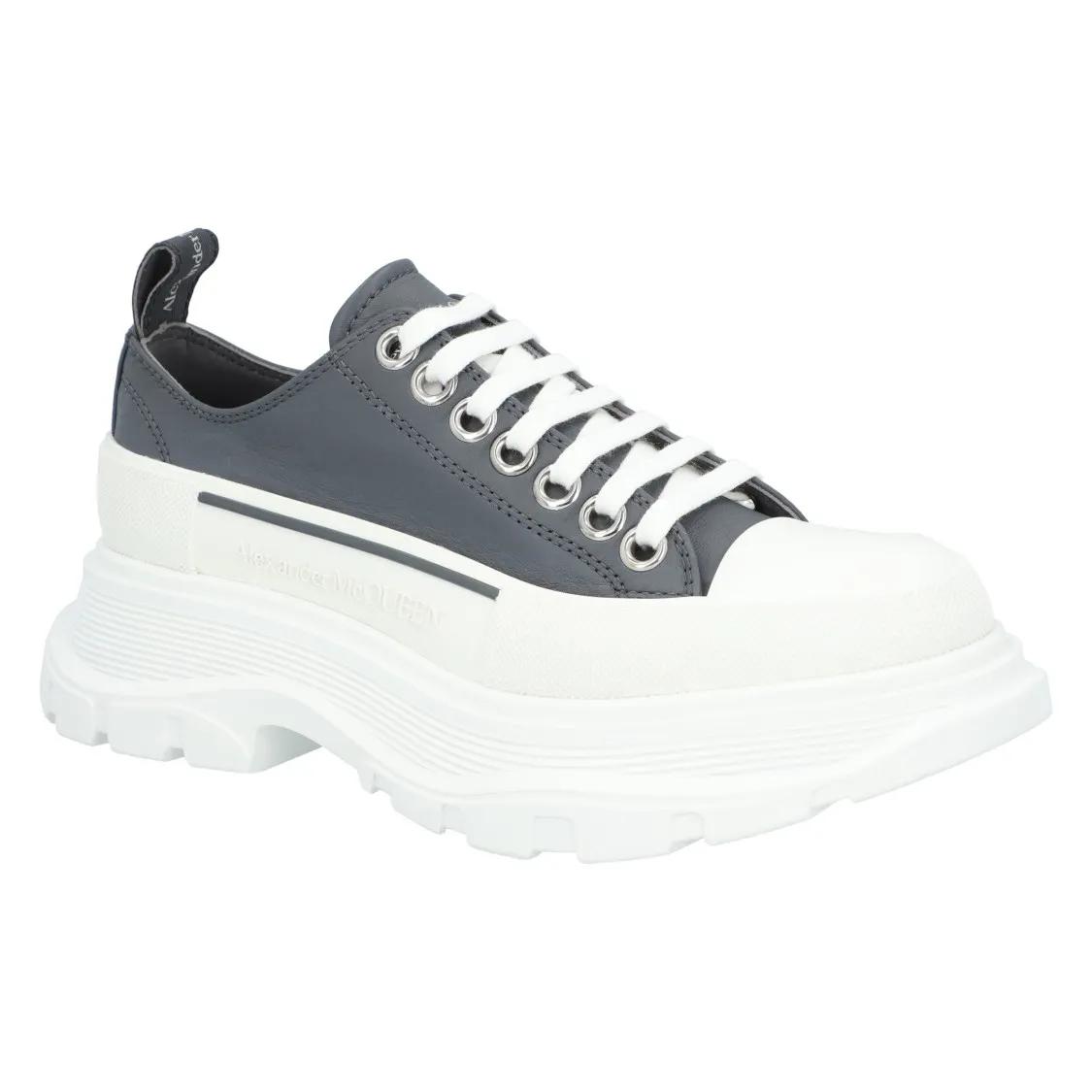 Alexander McQueen Low-Top Sneakers - Tread Sneaker 'Grey Blue' in blauw