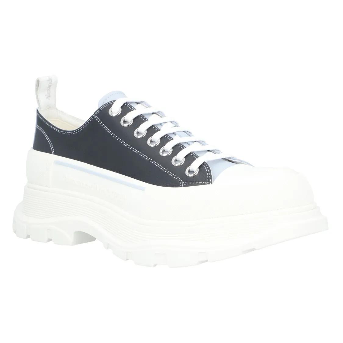 Alexander McQueen Low-Top Sneakers - Tread Sneaker 'Navy Blue Grey' in wit