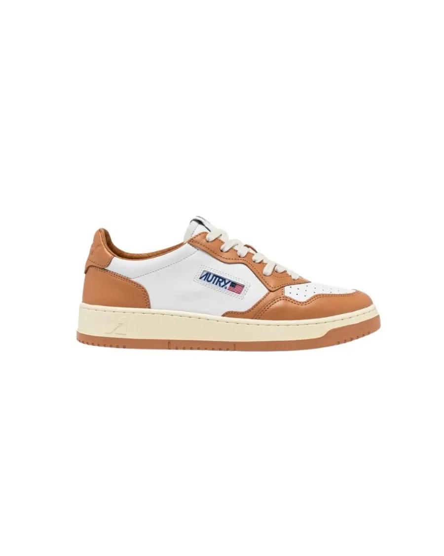 Autry Low-Top Sneakers - Medalist Low Sneakers With Padded Collar And Micro in bruin