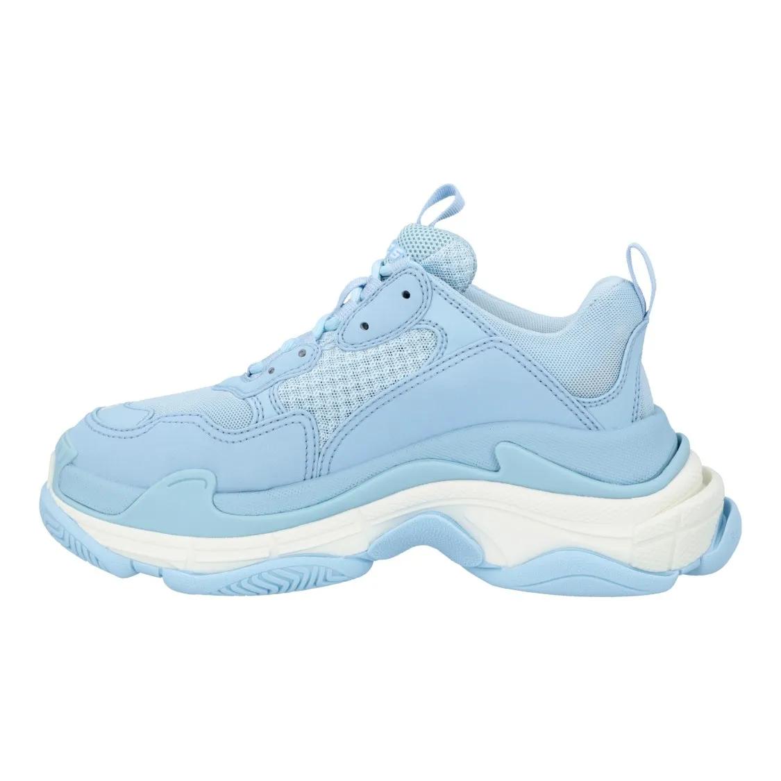 Balenciaga Low-Top Sneakers - Light Blue' Triple S Sneaker in blauw