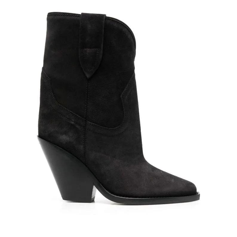 Isabel Marant Boots - Pointed-Toe Suede Boots in zwart