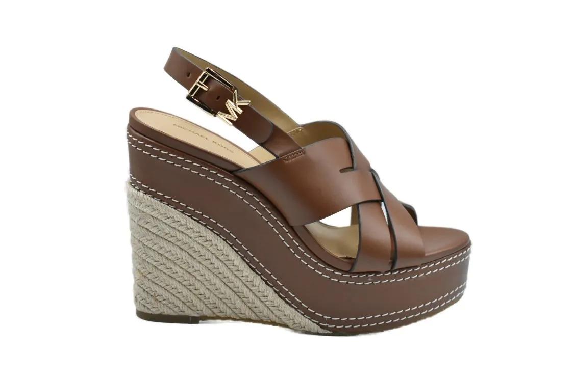 Michael Kors Sandalen - Laced Wedge Shoes With Woven Jute Base in bruin