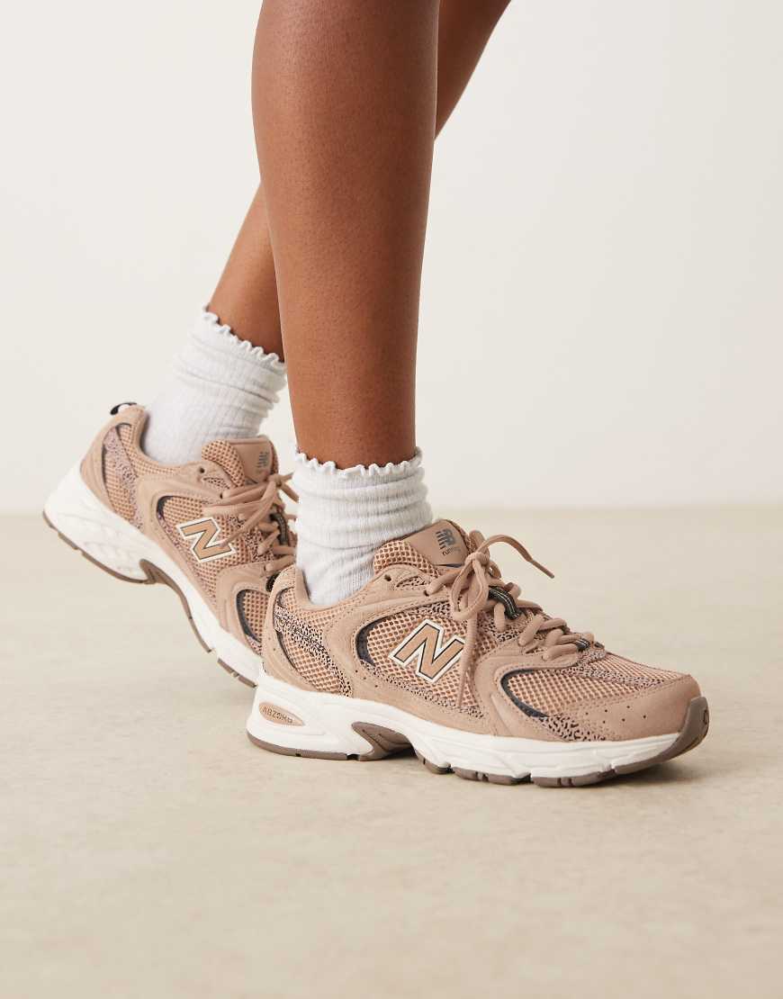 New Balance - 530 - Sneaker in Hellbraun mit Leopardenmuster-Detail-Neutral