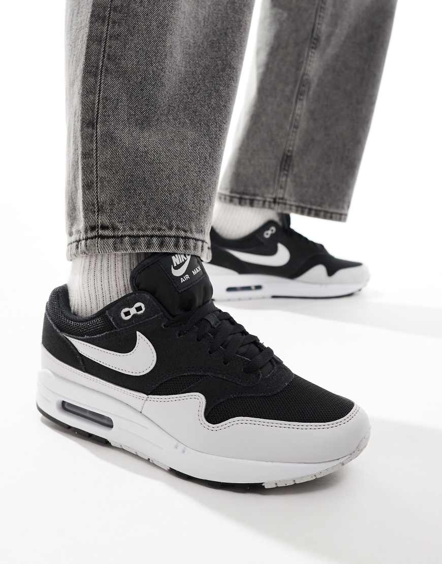 Nike - Air Max 1 - Sneaker in Grau und Schwarz
