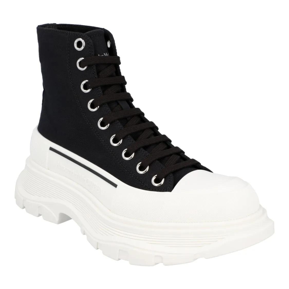Alexander McQueen Low-Top Sneakers - Tread Slick Boot In Black/White in zwart