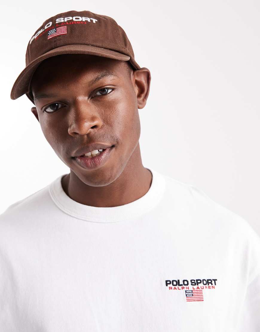 Polo Ralph Lauren - Sport - Baseballkappe aus Twill in Braun mit Flaggenlogo-Brown