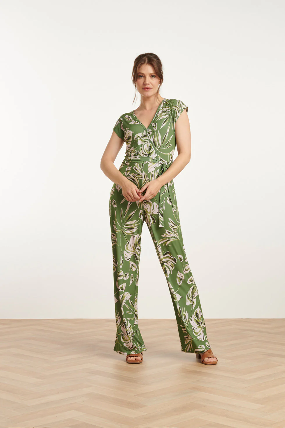 Smashed Lemon 25160 leaf print stretch jumpsuit |