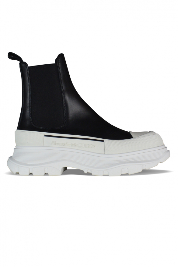 Alexander McQueen Tread Slick enkellaarzen zwart