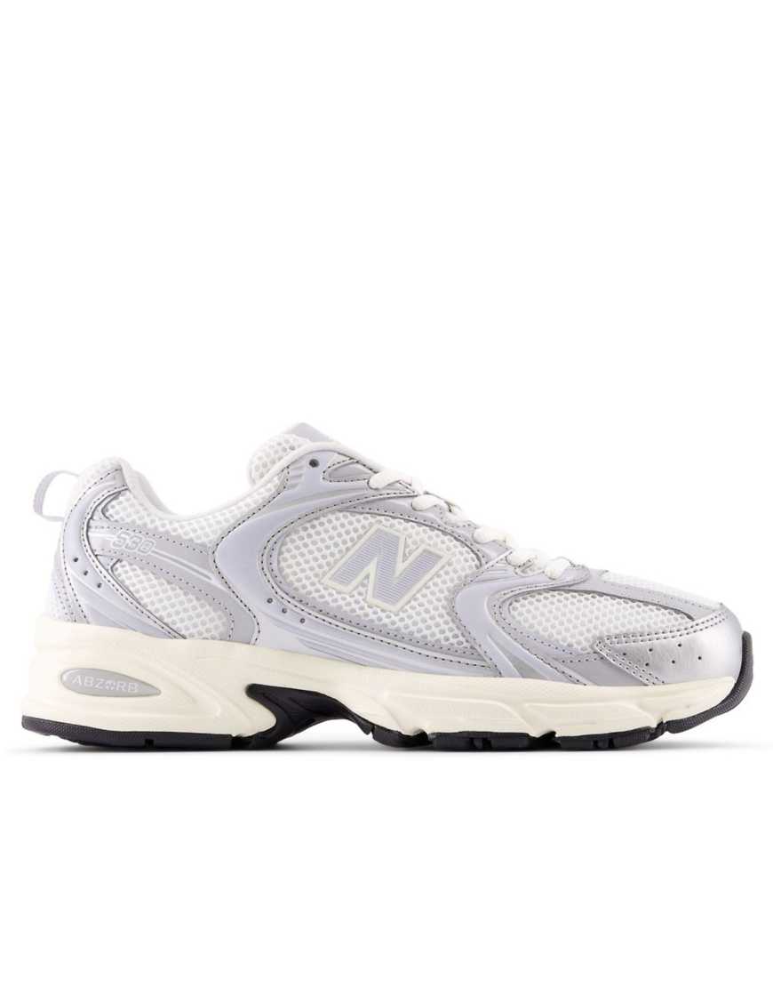 New Balance - 530 - Sneaker in Metallic-Silber-Grau