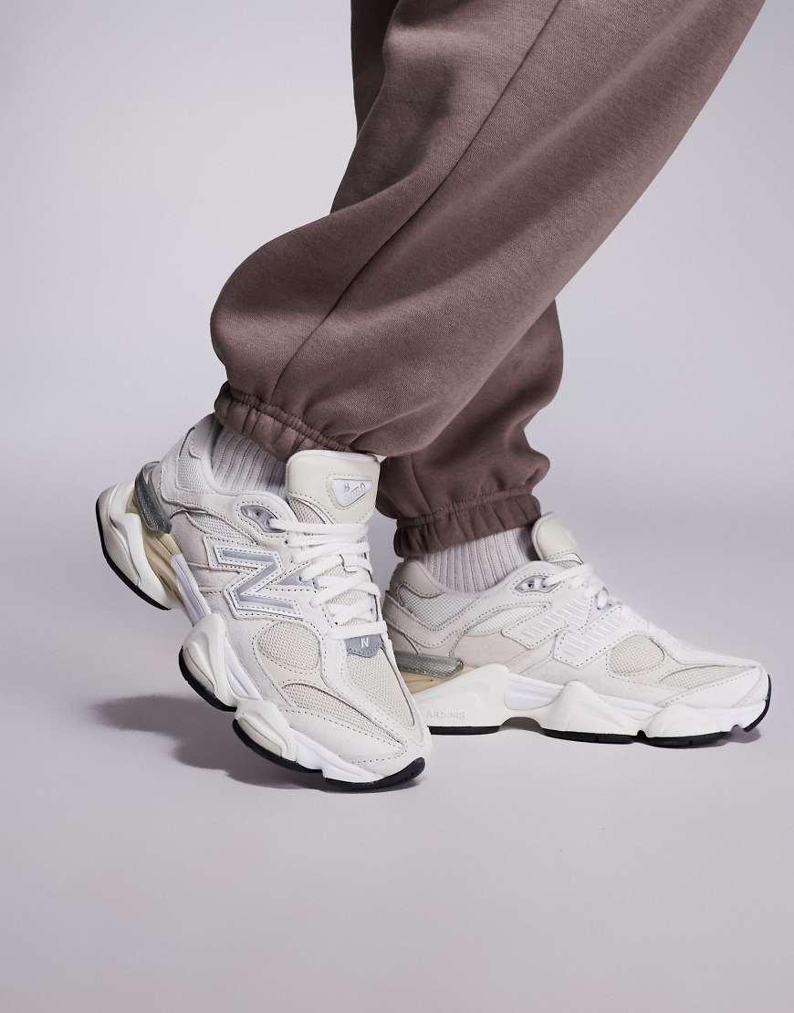 New Balance - 9060 - Sneakers in Beige und Silber-Weiß