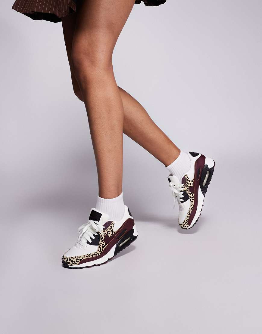 Nike - Air Max 90 - Sneaker in Weiß mit Leopardenmuster