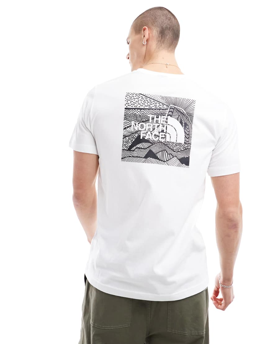 The North Face - Redbox Celebration - T-Shirt in Weiß