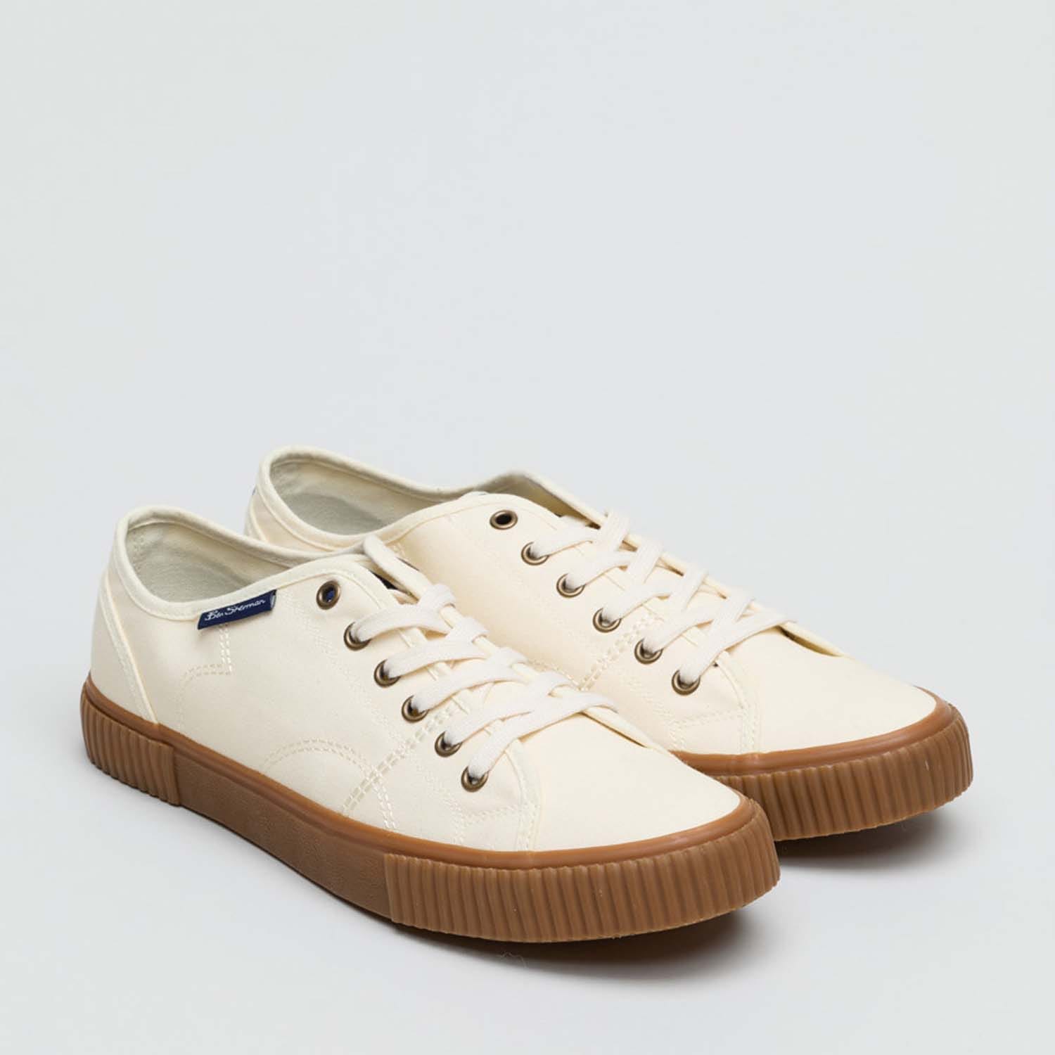 Heren Ben Sherman Canvey Trainers in Off White - maat EU 40.5 / UK 7