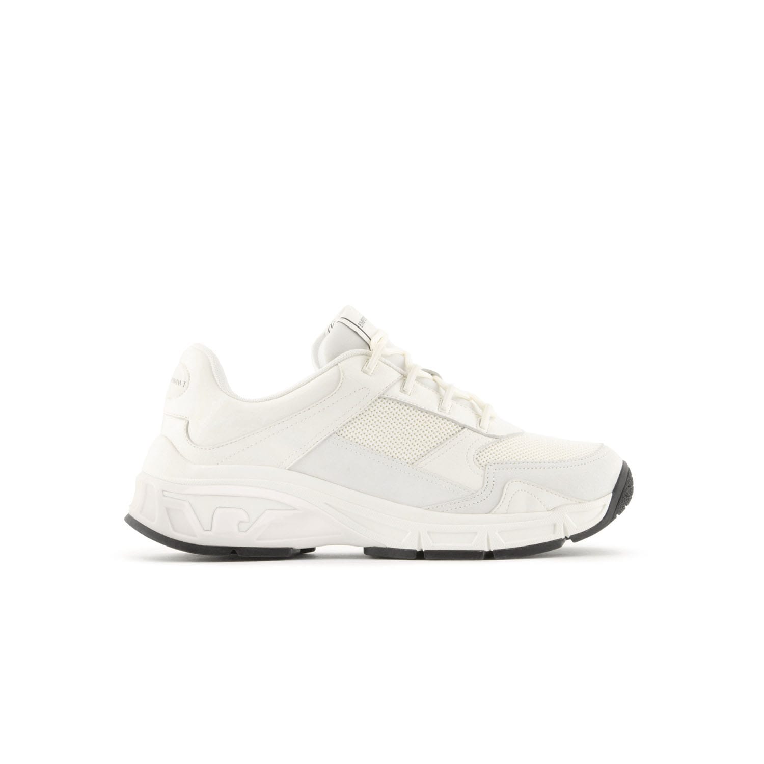 Heren Emporio Armani in Off White - maat EU 43 / UK 9