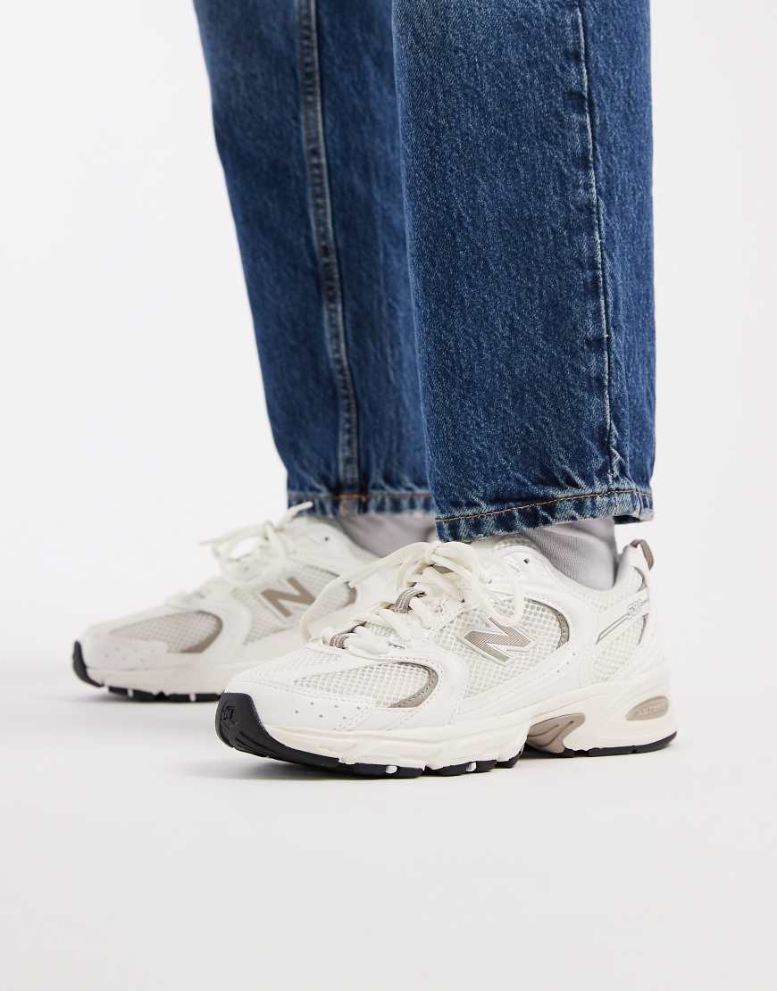 New Balance - 530 - Sneaker in gebrochenem Weiß